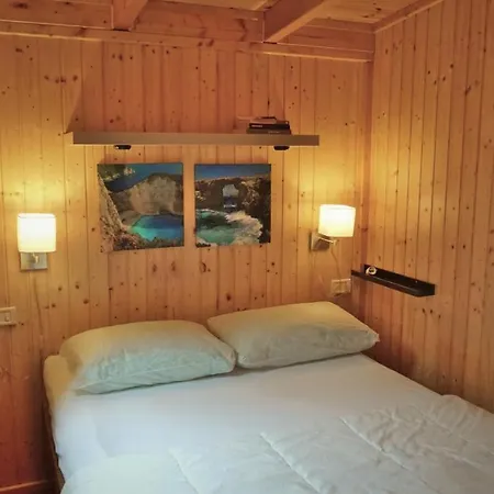 Vakantiehuis Casasinporlezza - Camping Italie Kemp *