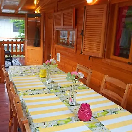 Vakantiehuis Casasinporlezza - Camping Italie *