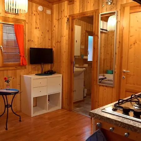 Vakantiehuis Casasinporlezza - Camping Italie Kemp *